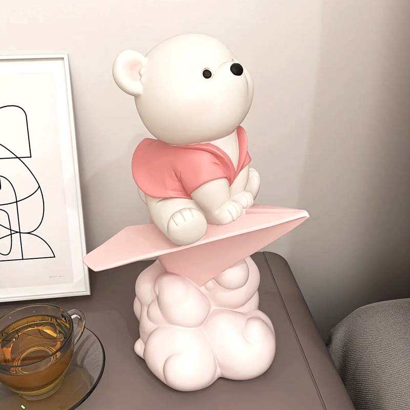 Escultura Decorativa Ursinho Avião de Papel Pink para Quarto de Bebê | TrendHaus - Decoração para Casa