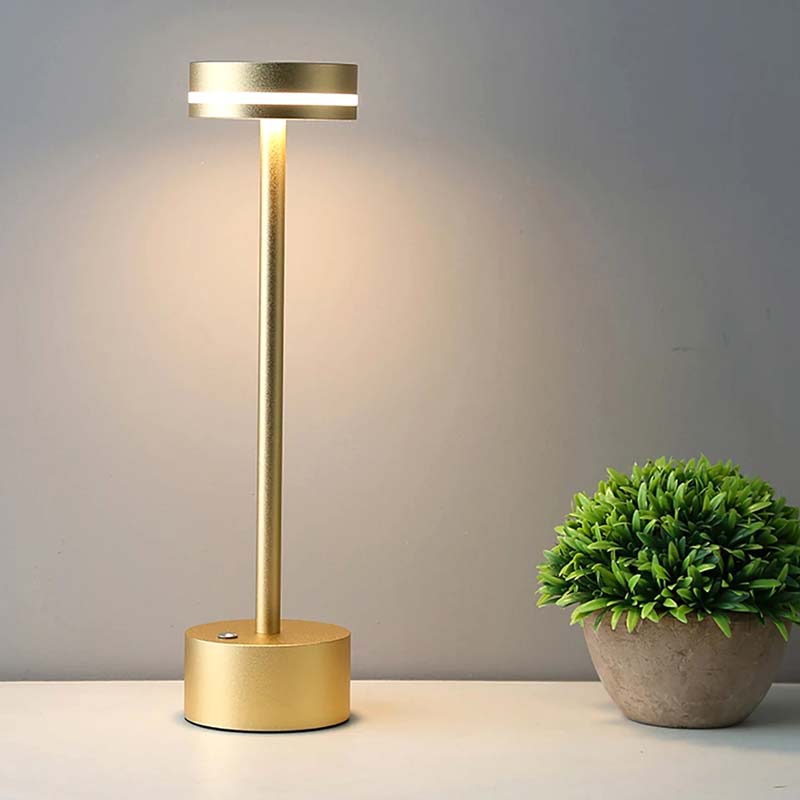Luminária de Mesa LED Sem Fio Elegance Dourada para Quarto | TrendHaus - Decoração para Casa