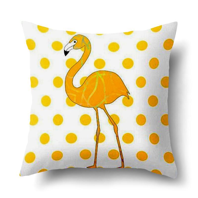 Capa de Almofada Yellow Flamingo - TrendHaus