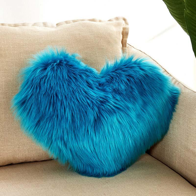 Capas de Almofadas Plush Heart - TrendHaus