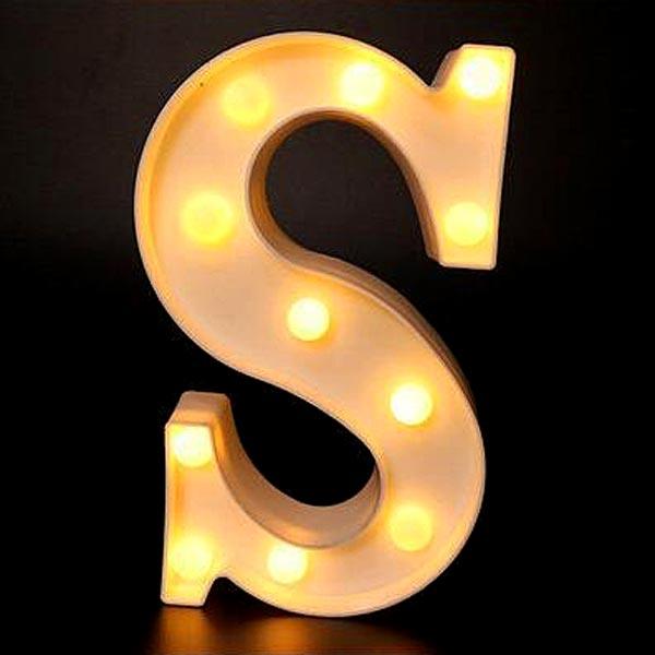 Luminária Letras Decorativas Decoram Sala | TrendHaus - Decoração para Casa S