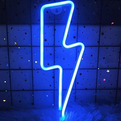 Luminária de Parede Neon Raio - LED | TrendHaus - Decoração para Casa Azul